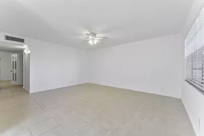 877 Flanders S, Delray Beach, FL 33484 - Photo 11