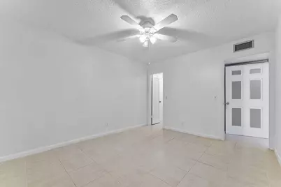 877 Flanders S, Delray Beach, FL 33484 - Photo 23