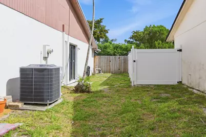 9345 S Affirmed Lane, Boca Raton, FL 33496 - Photo 27