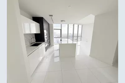 851 NE 1st Avenue #3202, Miami, FL 33130 - Photo 5