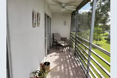 540 Mansfield, Boca Raton, FL 33434 - Photo 9