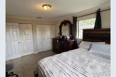 5636 NE 5th Avenue, Oakland Park, FL 33334 - Photo 15