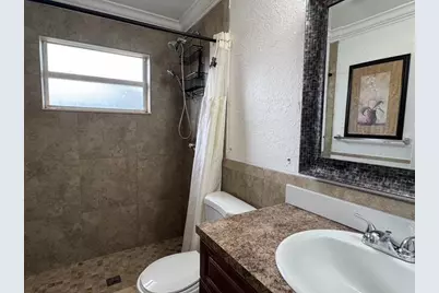 5636 NE 5th Avenue, Oakland Park, FL 33334 - Photo 17