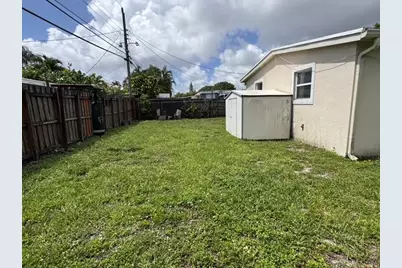 5636 NE 5th Avenue, Oakland Park, FL 33334 - Photo 21