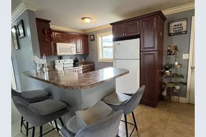 5636 NE 5th Avenue, Oakland Park, FL 33334 - Photo 9