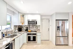 1131 Surf Rd, Singer Island, FL 33404 - Photo 23