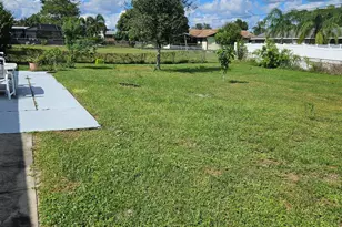 967 SE Breakwater Ave, Port Saint Lucie, FL 34983 - Photo 1