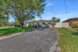4641 SW 43rd Ave, Dania Beach, FL 33314 - Photo 3