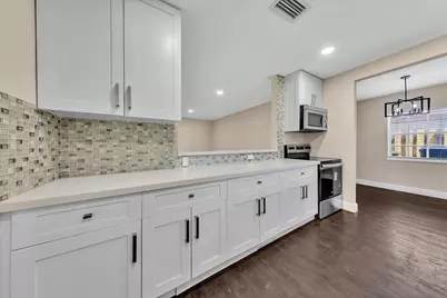 4641 SW 43rd Avenue, Dania Beach, FL 33314 - Photo 9