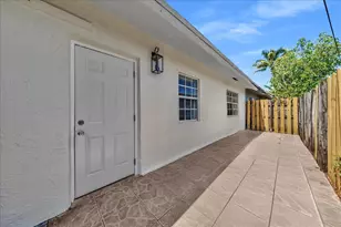 4641 SW 43rd Ave, Dania Beach, FL 33314 - Photo 29