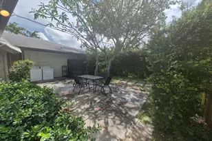1119 NE 17th Ave, Fort Lauderdale, FL 33304 - Photo 13