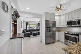 1964 Circle Dr, North Palm Beach, FL 33408 - Photo 13