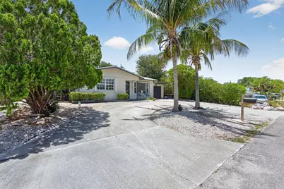1964 Circle Drive, North Palm Beach, FL 33408 - Photo 7