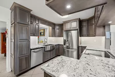 1671 SE 11th Street #1671, Stuart, FL 34996 - Photo 9