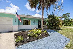 1671 SE 11th St, Stuart, FL 34996 - Photo 3
