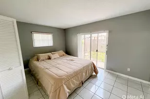320 SW 1st St, Pompano Beach, FL 33060 - Photo 17