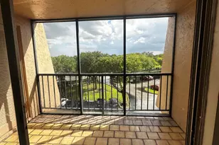 13707 Kendale Lakes Cir, Miami, FL 33183 - Photo 19
