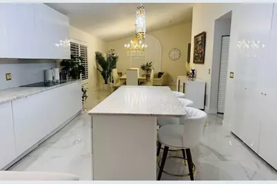 544 NW 38th Avenue, Deerfield Beach, FL 33442 - Photo 5