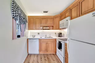 98 Spring Lake Dr, Vero Beach, FL 32962 - Photo 5