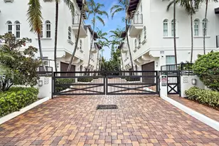 3235 NE 13th St, Pompano Beach, FL 33062 - Photo 3
