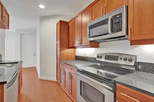 1340 SW 3rd Ct, Fort Lauderdale, FL 33312 - Photo 3