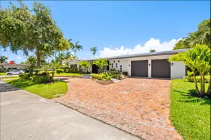 2811 NE 53rd Ct, Lighthouse Point, FL 33064 - Photo 3