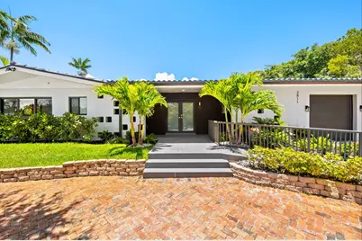2811 NE 53rd Court, Lighthouse Point, FL 33064 - Photo 1