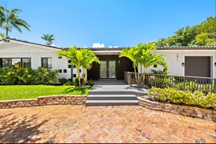 2811 NE 53rd Ct, Lighthouse Point, FL 33064 - Photo 1