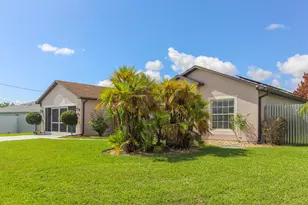 2718 SW Hamilton Ave, Port Saint Lucie, FL 34987 - Photo 9