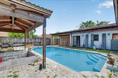 4240 NW 74th Avenue, Lauderhill, FL 33319 - Photo 27