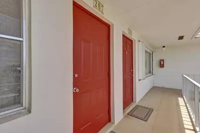 3120 Cynthia Lane #207, Lake Worth Beach, FL 33461 - Photo 3