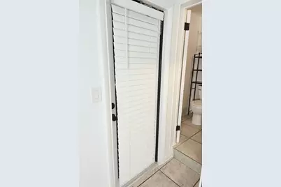 1100 NE 12th Avenue #9, Fort Lauderdale, FL 33304 - Photo 5