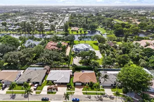 5223 Deerhurst Crescent Cir, Boca Raton, FL 33486 - Photo 7