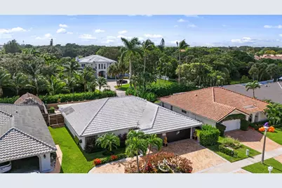5223 Deerhurst Crescent Circle, Boca Raton, FL 33486 - Photo 3