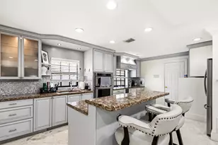 5223 Deerhurst Crescent Cir, Boca Raton, FL 33486 - Photo 21