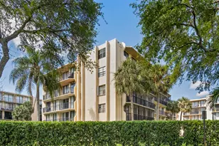 3500 Blue Lake Dr, Pompano Beach, FL 33064 - Photo 21