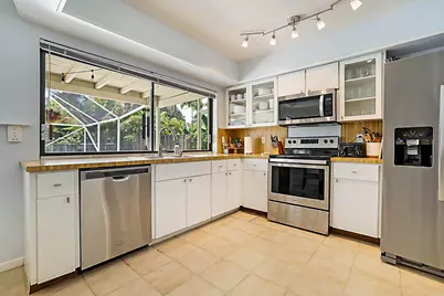 20869 Sonrisa Way, Boca Raton, FL 33433 - Photo 15