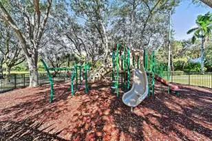 10440 Cypress Lakes Preserve Dr, Wellington, FL 33449 - Photo 29