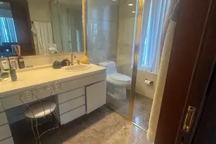 600 Hibiscus Dr, Hallandale Beach, FL 33009 - Photo 13