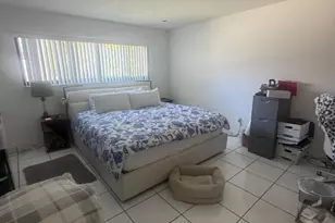 600 Hibiscus Dr, Hallandale Beach, FL 33009 - Photo 17