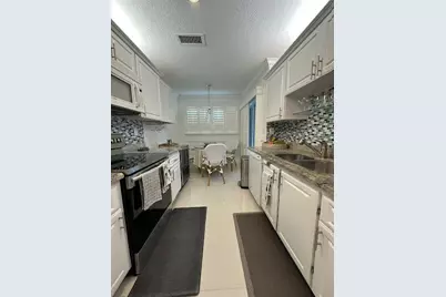 505 NW 36th Avenue, Deerfield Beach, FL 33442 - Photo 11