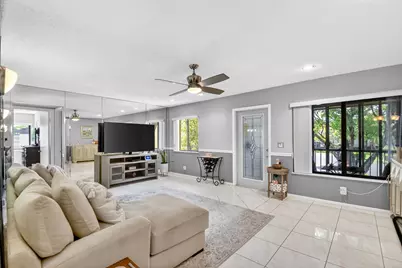207 Pine Hov Circle #D2, Greenacres, FL 33463 - Photo 7