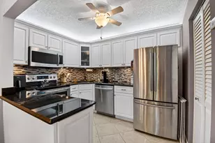 207 Pine HOV Cir, Greenacres, FL 33463 - Photo 13