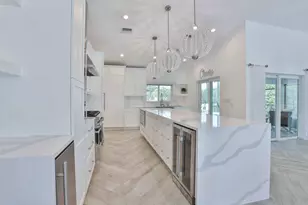 713 Forsyth St, Boca Raton, FL 33487 - Photo 9