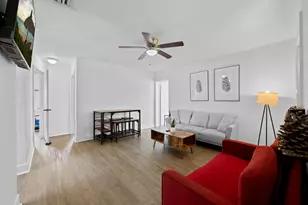 2571 NW 18th Ct, Fort Lauderdale, FL 33311 - Photo 3