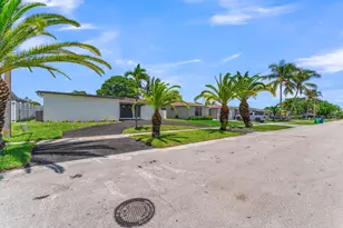 9351 NW 20th Pl, Sunrise, FL 33322 - Photo 45