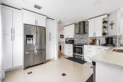 622 S Peppergrass Run S, Royal Palm Beach, FL 33411 - Photo 9