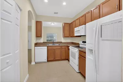 340 Lake Monterey Circle, Boynton Beach, FL 33426 - Photo 25