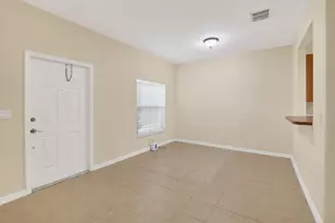 340 Lake Monterey Cir, Boynton Beach, FL 33426 - Photo 9