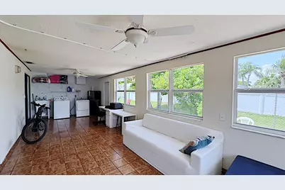 411 SE 4th Street, Dania Beach, FL 33004 - Photo 21